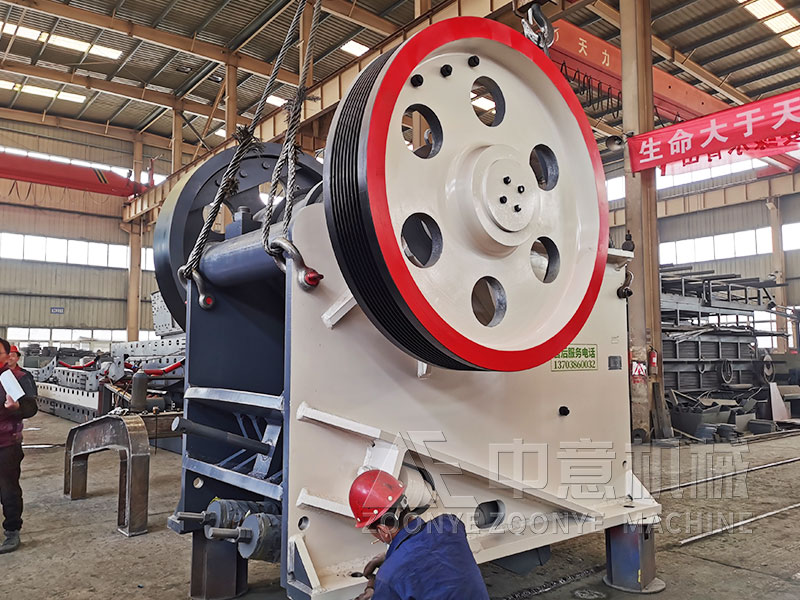 建筑砖渣粉破碎机工厂实拍图片
